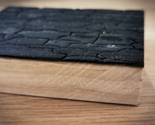 Karbonisiertes Holz